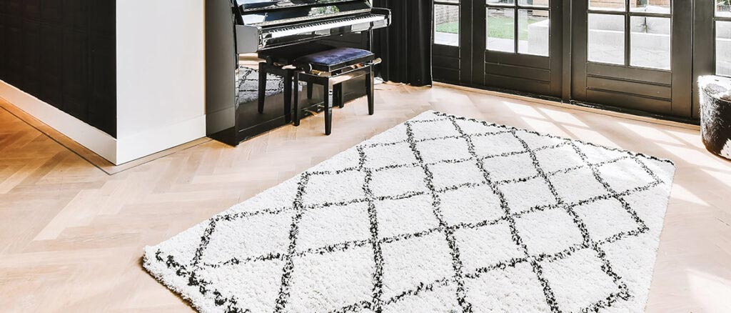luxury-and-modern-rugs-in-India-at-the-best-prices-1024x438